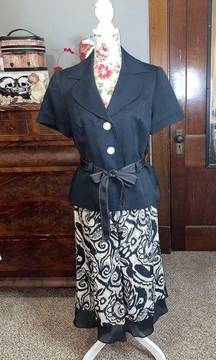 EUC/ 2 piece skirt outfit, Size 12