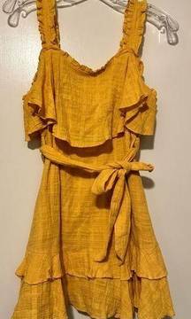 Here comes the sun mustard sleeveless dress size M
