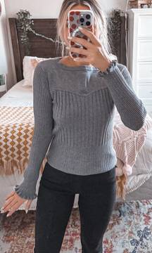 Gray Ribbed Longsleeve Sweater 