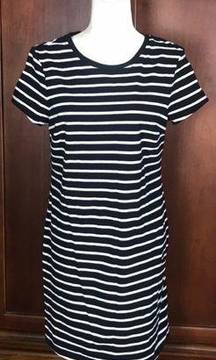 🛍 4/$20 Old Navy Black White Striped Summer Dress L