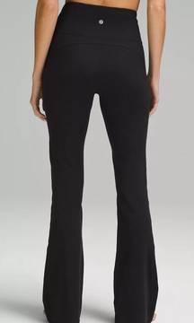 Groove Super-High-Rise Flared Pant Nulu