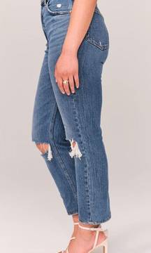 Ankle Straight Jeans