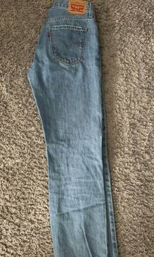 Low Pro Straight Jeans