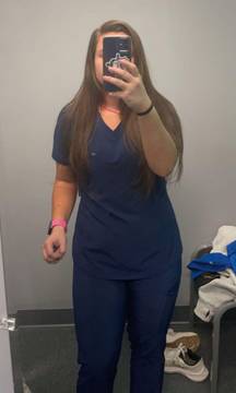 navy scrubs 