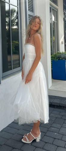 white tulle dress