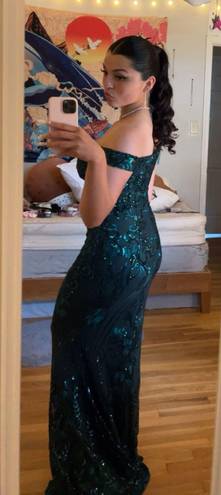 FashioNova Emerald Green Prom / Formal Dress