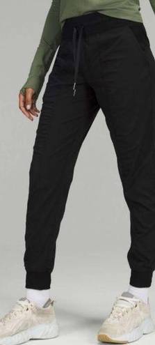 Lululemon  dance studio joggers black 0