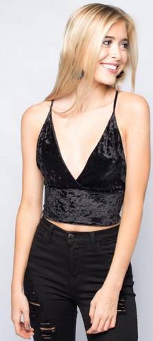 Henri Girl Velvet black crop top