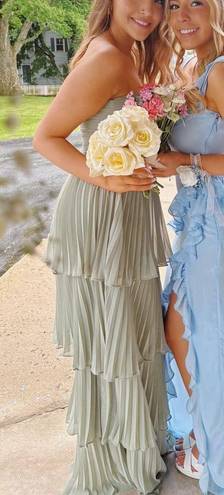 Lulus sage green tiered maxi dress