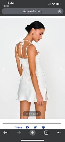 Selfie Leslie Dress