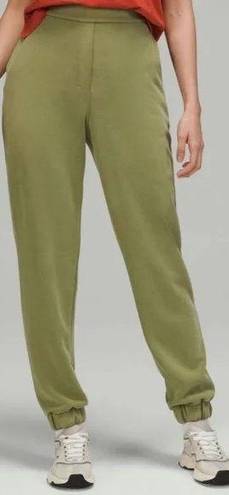 Lululemon Softstreme Relaxed High-Rise Pant Jogger Bronze Green Size 4