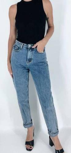 Pretty Little Thing  Mom Jean Denim Vintage Wash Size 2