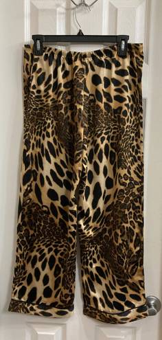 Natori NWT  LUXE LEOPARD PJ Set SIZE XS