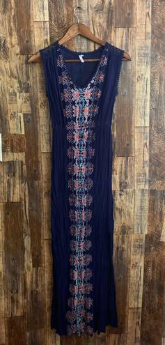 Xhilaration Blue v neck Bohemian dress the flowers lovely sleeveless side slits