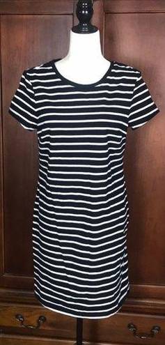 Old Navy 🛍 4/$20  Black White Striped Summer Dress L