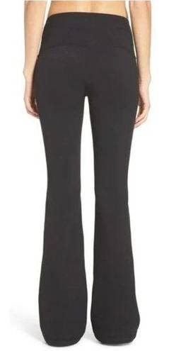 Zella NWT  Barely Flare Live in High Waist Pants Size 6