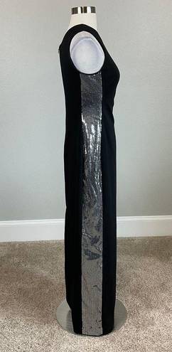 Vince Camuto  Women's Formal Dress Size 6P Black Sequined One Shoulder Long Gown