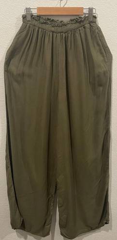 American Eagle  Wide Leg Olive Green Pants