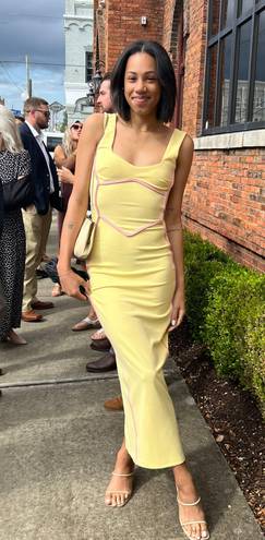 Selfie Leslie Yellow Midi Dress