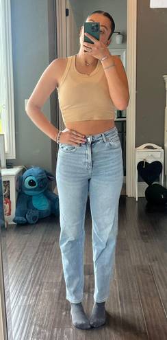 American Eagle Mom Straight Jeans