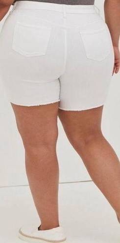 Torrid  Bermuda Vintage Stretch High-Rise Short in White