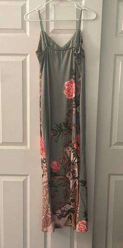 Floral maxi dress Size L