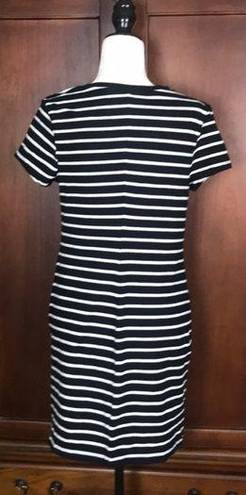 Old Navy 🛍 4/$20  Black White Striped Summer Dress L