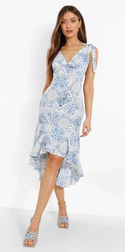 Boohoo Blue & White Patterned Midi Dress