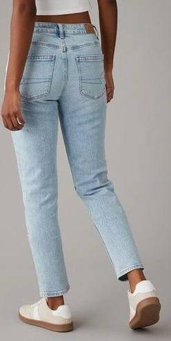 American Eagle  Strigid Mom Jean High Rise Stretch Blue Breeze Size 6