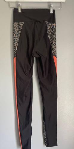 Beach Riot  Sport Tori Leopard Colorblock High Rise Leggings Women’s Size XS