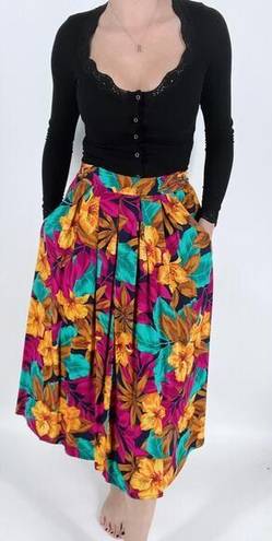 Krass&co Vintage SK &  Vibrant Floral Midi Skirt