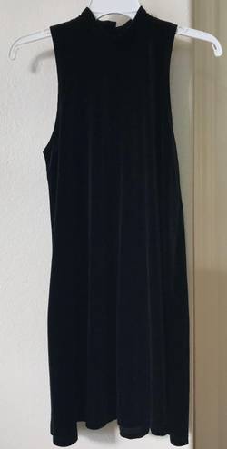 One Clothing Sleeveless Mock Neck Velvet Dress Small