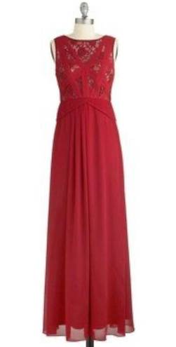 Minuet Red Lace & Chiffon Gown