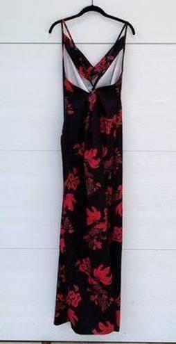 Pretty Little Thing  Maxi Dress 