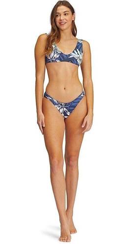 Roxy New.  navy hipster bikini bottom. XL