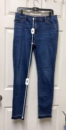 Lee  Womens Skinny Jeans 12 Med Stretchy Fit  Dark Denim & Raw Hem Slimming 33285