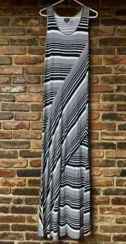 Bobeau  Black & White Asymmetrical Striped Sleeveless Maxi Dress Size Large