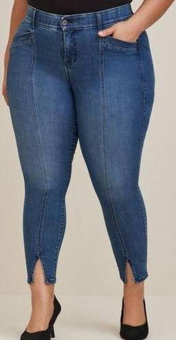 Torrid  Bombshell Skinny Premium Stretch High Rise Jeans Size 20