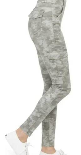 Spanx NWT  Stretch Twill Ankle Cargo Pant Stone Wash Camo