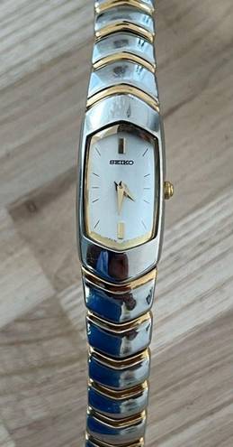 Seiko  Rare Vintage Ladies Watch Curved Crystal White Dial Two-Tone Bracelet