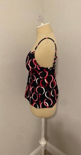 Caribbean Joe Red, Pink, and White Circle Tank Swimsuit Tap