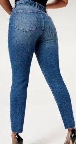 Good American Good Crop Raw Hem Slim Blue940 Size Womens Size 12/31