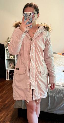 Abercrombie & Fitch  light pink parka