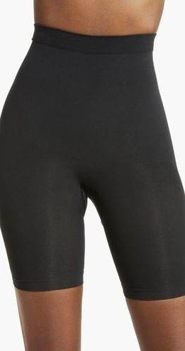 SKIMS  Seamless Sculpt Sculpting Mid Thigh Shorts Onyx