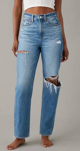 American Eagle AE ripped high waisted 90’s mom jeans 