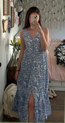 Jessica Simpson Women’s Maxi Blue Floral Dress 