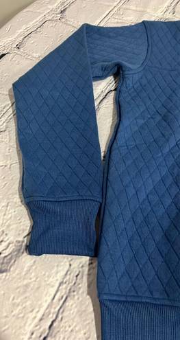 Zyia Blue Quilted Snap Pocket  Sweatshirt Sz XS.