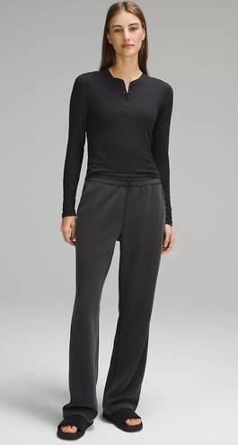 Lululemon Softstreme High-Rise Pant Regular Black Size 10. LW5EGTS. (NWT)