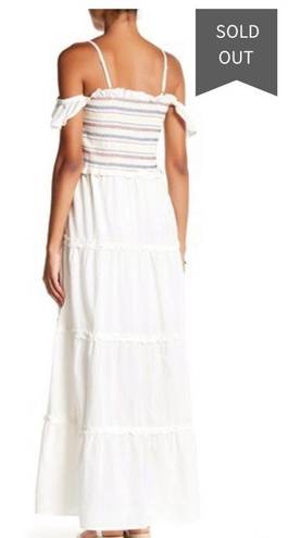 Romeo + Juliet Couture Romeo and Juliet white dress