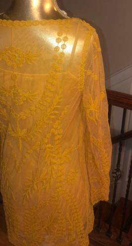 Divided Yellow Lace Dress 